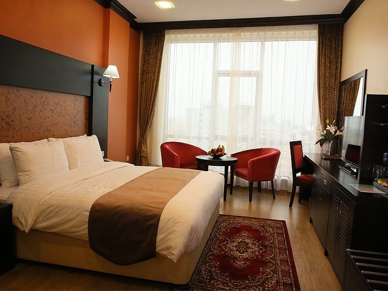 Royal Phoenicia Hotel Manama Exterior photo